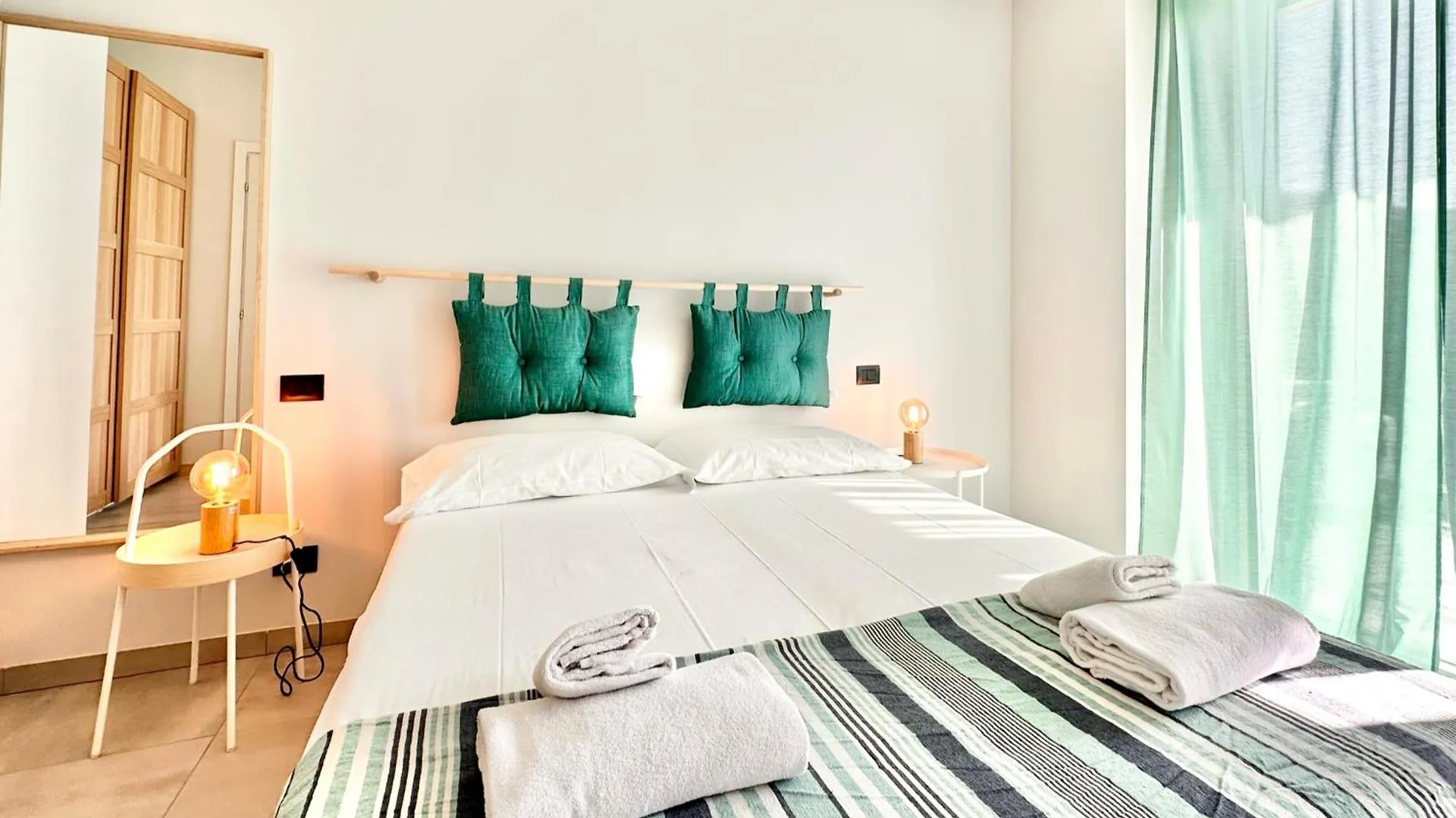 Hostdomus - Casa Vittorio Apartment Finale Ligure